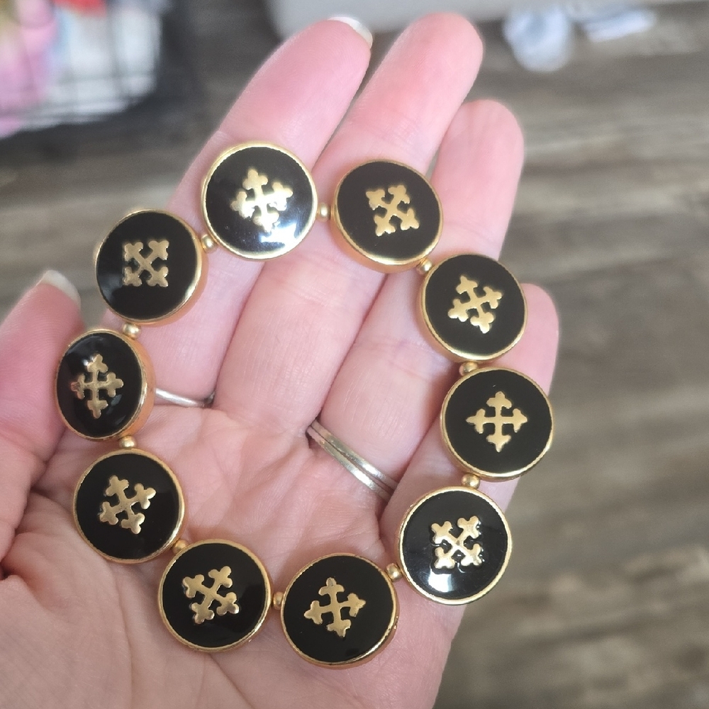 Chico's Black and Gold Round Logo Link Bracelet